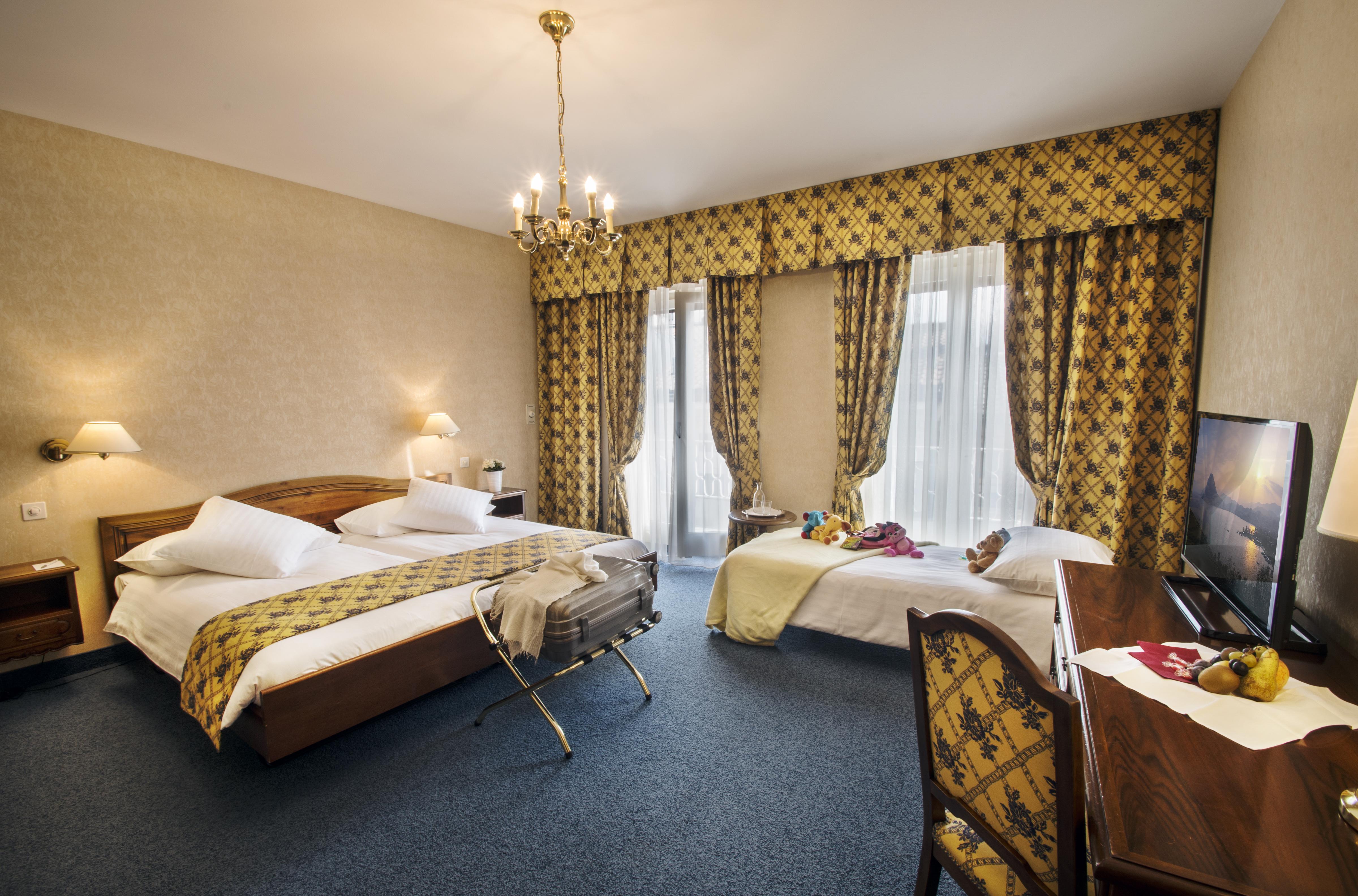 International Au Historic Lakeside Hotel Lugano